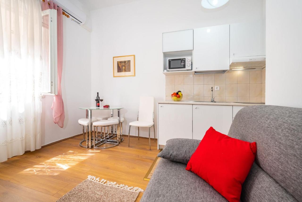 History Apartments Center Zadar Bagian luar foto
