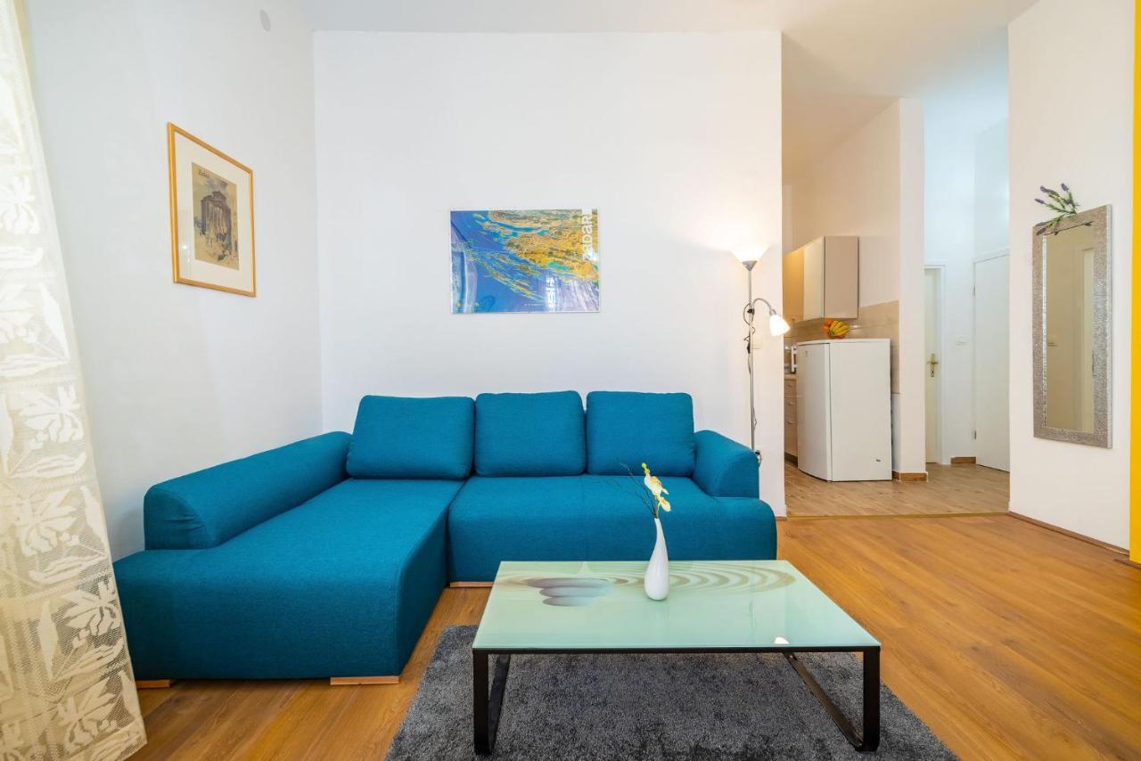 History Apartments Center Zadar Bagian luar foto